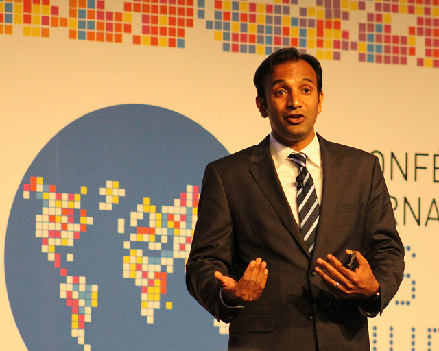 The White House's DJ Patil Presenting at the Open Data Conference